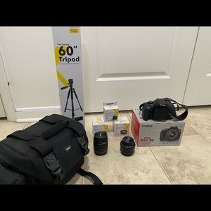 Canon EOS Rebel T6 18.0 MP Digital SLR - Black.